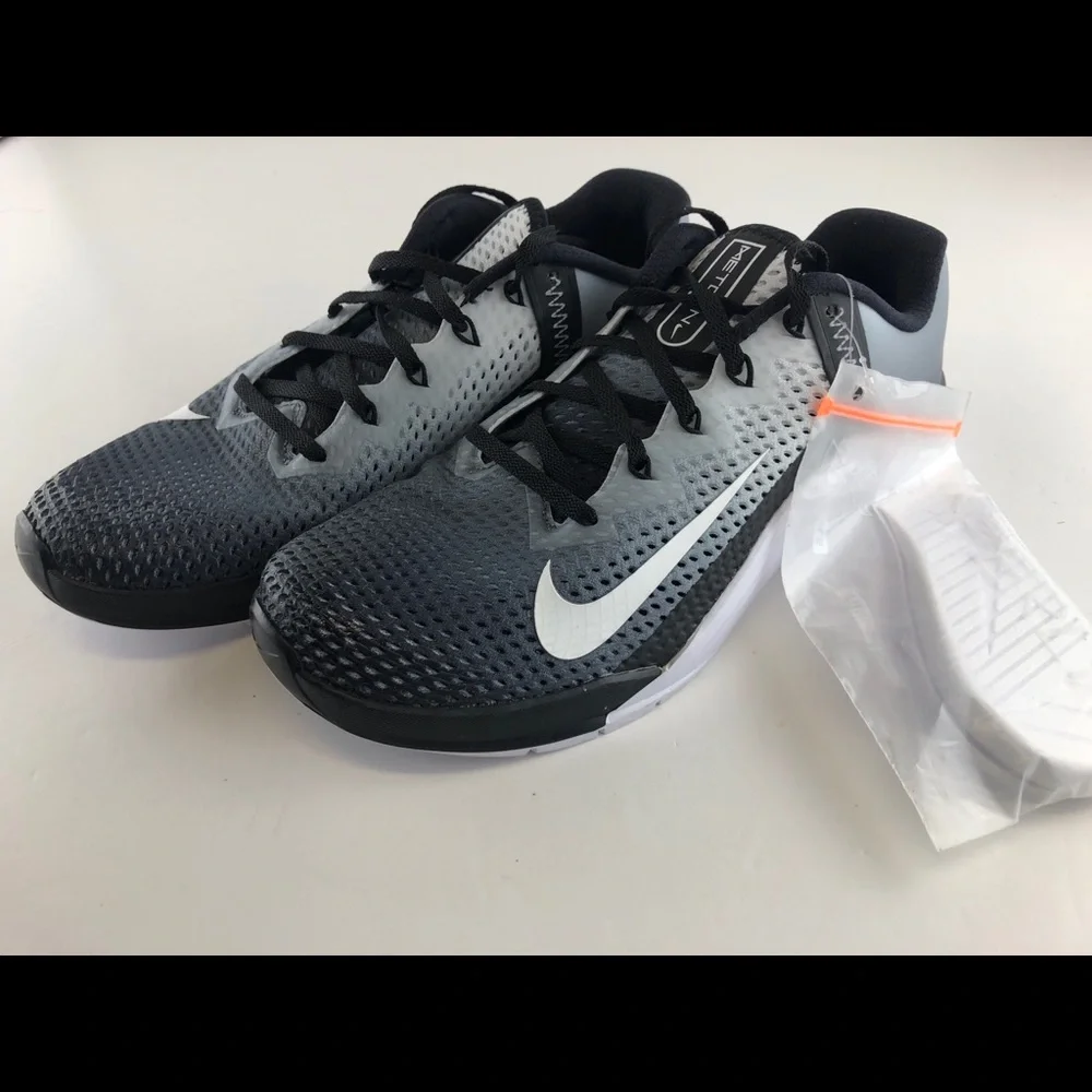 NEW Nike Metcon 6 Crossfit Training Shoes Womens 10.5 Men 9 DJ3073-001 W… - Picture 7 of 12